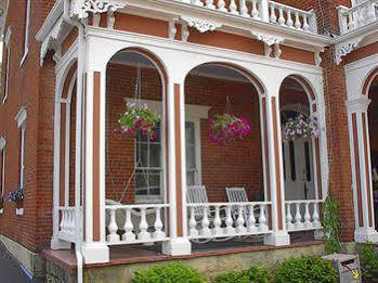 Bernadine'S Stillman Inn Galena Exterior foto